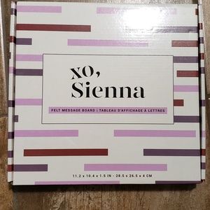 XO, Sienna Felt Message Board